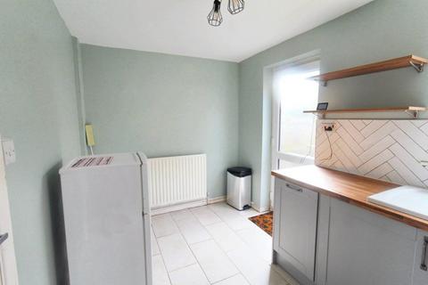 2 bedroom terraced house to rent - Bunting Street, Dunkirk, Nottingham, NG7 2LD