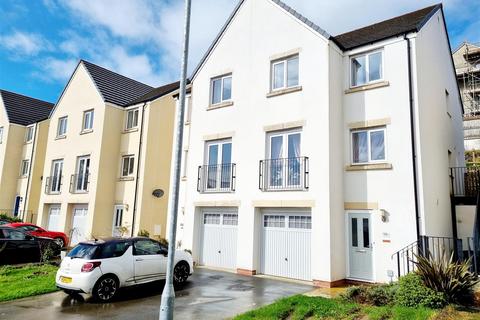 3 bedroom semi-detached house for sale, Chestnut Drive, Launceston