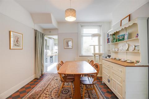 9 West Road, Cardiff, CF14 2FT