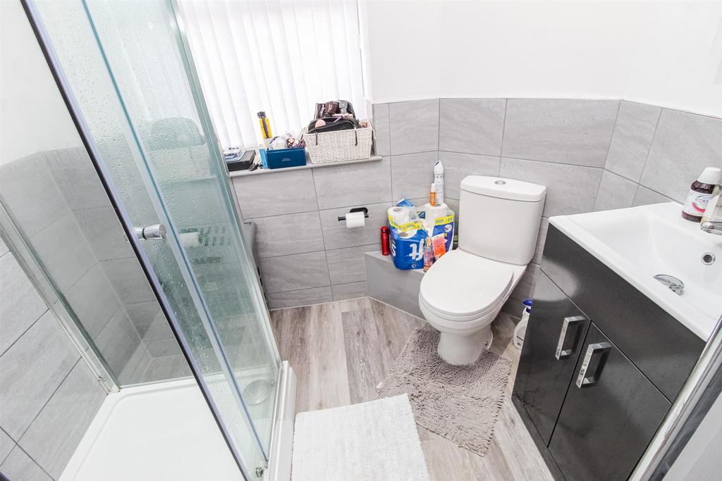Shower room/w.c.