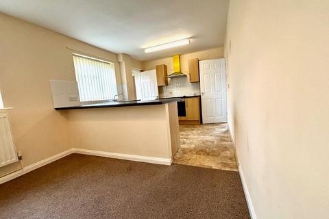 3 bedroom detached house to rent, Crewe Road, Crewe CW2
