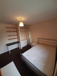 1 bedroom in a house share to rent, Room 2