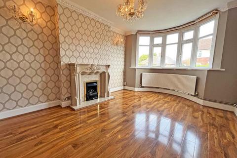 4 bedroom end of terrace house for sale, Vere Road, Peterborough PE1