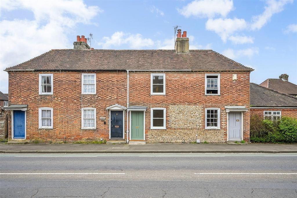 Broyle Road, Chichester 2 bed terraced house for sale £340,000