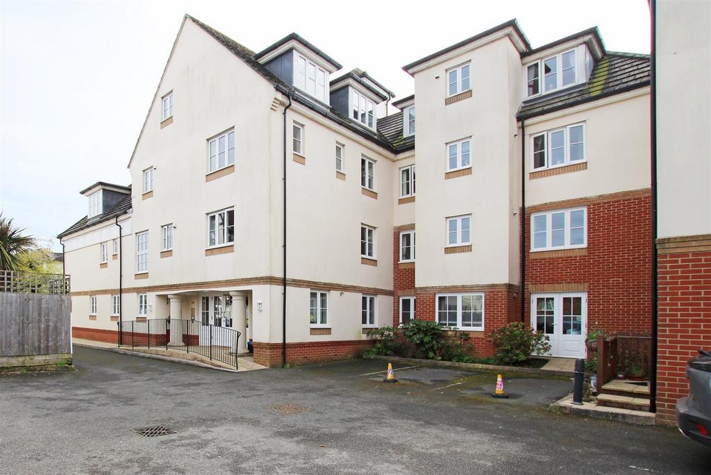 Upper Bognor Road, Bognor Regis 1 bed retirement property for sale £