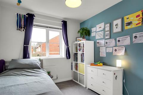 33 Barlby Drive, Darlington, DL3 0QD