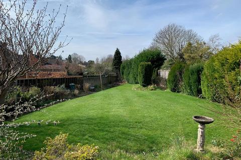 3 bedroom detached bungalow for sale, 2 Fairmount Drive, Loughborough