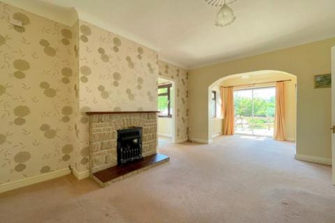 3 bedroom detached bungalow for sale, 2 Fairmount Drive, Loughborough