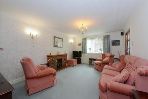 3 bedroom detached bungalow for sale - The Common, Bomere Heath, Shrewsbury