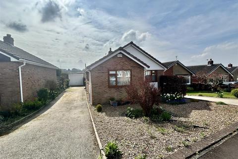 101 Sandgate Drive, Kippax, Leeds, LS25 7QW