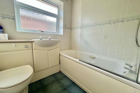 101 Sandgate Drive, Kippax, Leeds, LS25 7QW