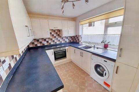 2 bedroom detached bungalow for sale, Spinney Walk, Barnham