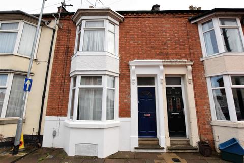 2 bedroom terraced house to rent - Artizan Road, Northampton NN1
