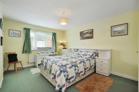 12 Apple Meadow, Weobley, Hereford, HR4 8RZ