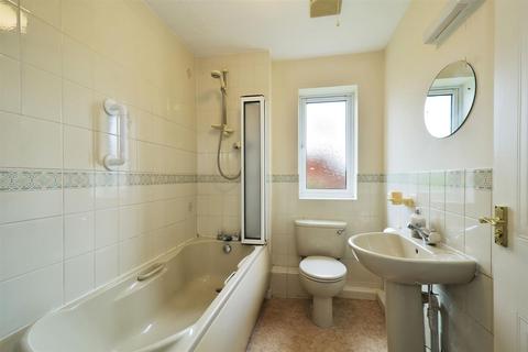 12 Apple Meadow, Weobley, Hereford, HR4 8RZ