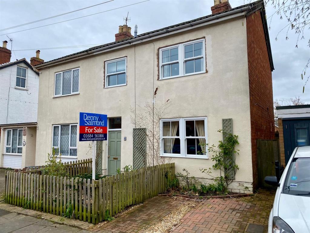 Wilton Road, Malvern 3 bed semidetached house for sale £350,000