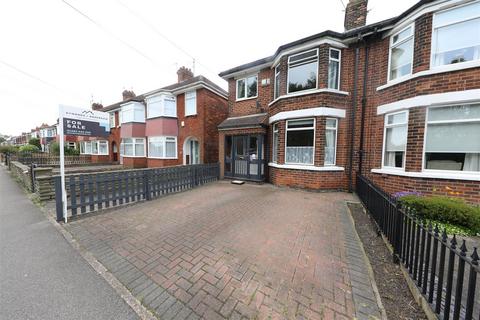 3 bedroom end of terrace house for sale, Kenilworth Avenue, Hull