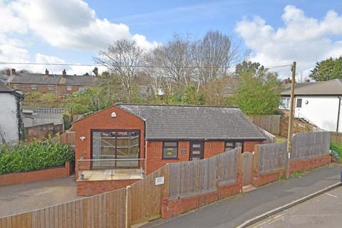 2 bedroom detached bungalow for sale, College Road, Cullompton