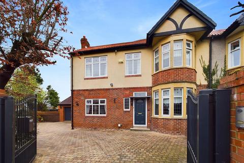 3 bedroom semi-detached house for sale - Beverley Road, Monkseaton