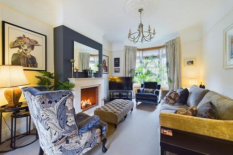 2 bedroom terraced house for sale - Sandringham Gardens, North Shields