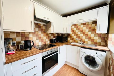 2 bedroom end of terrace house for sale - Fitton Street, Lostock Gralam, Northwich