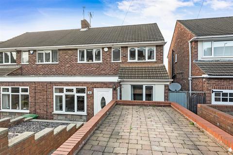 3 bedroom semi-detached house for sale - Mount Close, Dudley