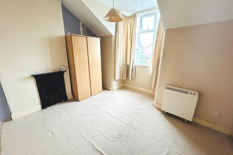 2 bedroom end of terrace house for sale - Kings Road, Evesham