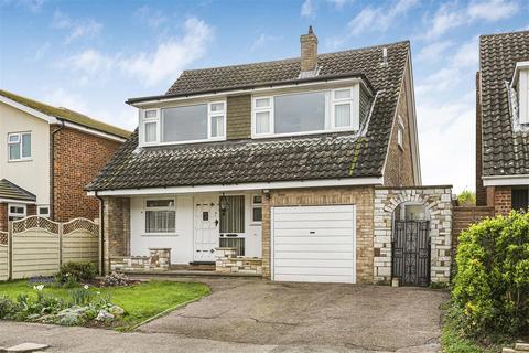 4 bedroom detached house for sale, Cherry Drive, Royston SG8