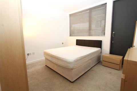 2 bedroom flat to rent - Crown Street Buildings, Leeds