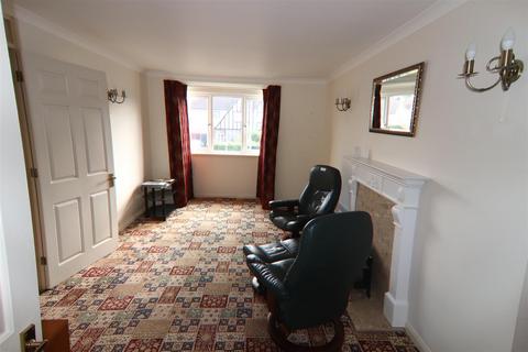 2 bedroom retirement property for sale, Sevenoaks Road, Orpington BR6