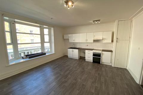 2 bedroom apartment for sale, Queen Street, Ramsgate CT11