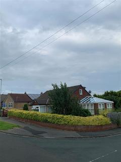 4 bedroom detached bungalow for sale, Templegate Road, Leeds