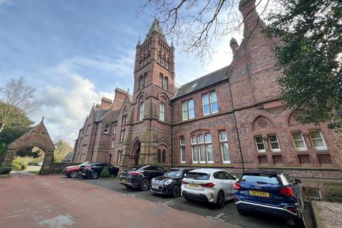 3 bedroom apartment for sale, Ye Priory Court, Woolton, Liverpool