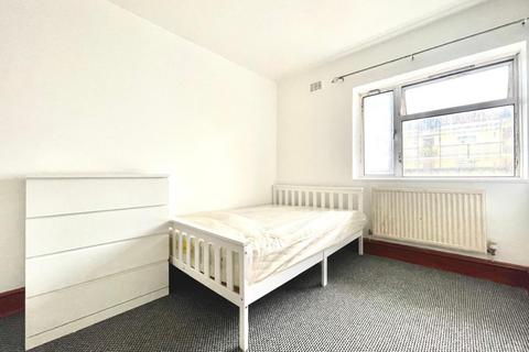 3 bedroom house to rent, Tarling Street, London E1
