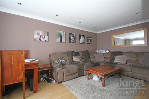 3 bedroom house for sale, Rowlands Close, Cheshunt, Waltham Cross