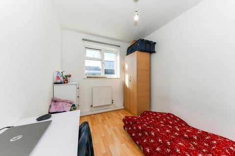 1 bedroom flat for sale, Usher Road, London E3