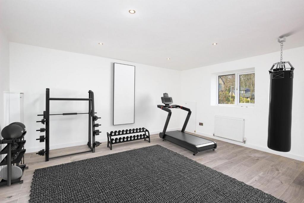 Property 1 FC4 Hillside (56) 26-03-24 15 49.jpg