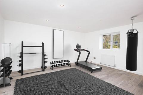 7 Hillside Gardens, Darwen, BB3 2NJ