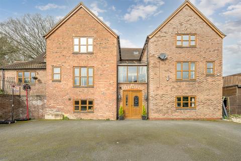 5 bedroom detached house for sale - The Mill House, Hinksford Lane, Kingswinford, DY6 0BH