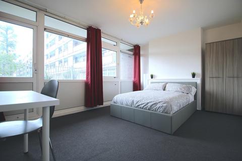 3 bedroom house to rent - Bigland Street, London E1