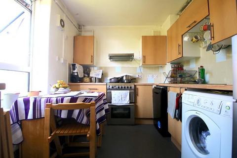 2 bedroom flat for sale, Cahir Street, London E14