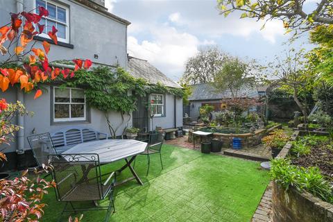 undefined, Church Street, Henfield