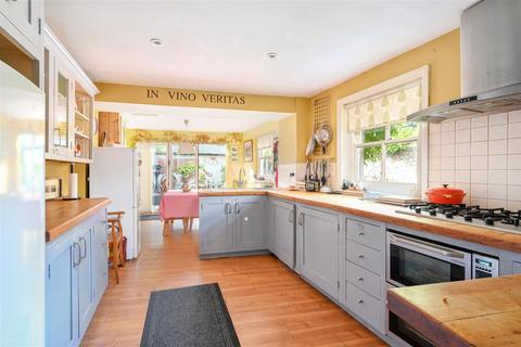 undefined, Church Street, Henfield