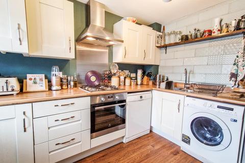 4 bedroom terraced house for sale - Cantley Road, Great Denham, Bedford