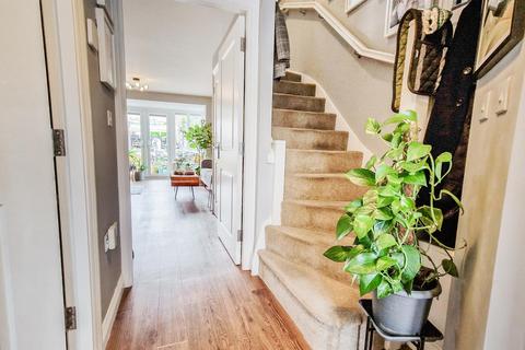 58 Cantley Road, Great Denham, Bedford, MK40 4RX