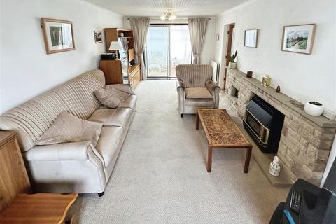 3 bedroom semi-detached house for sale - Stretton Crescent, Royal Leamington Spa