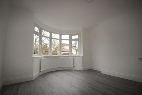 1 bedroom ground floor flat to rent - Renters Avenue, Hendon, London, NW4