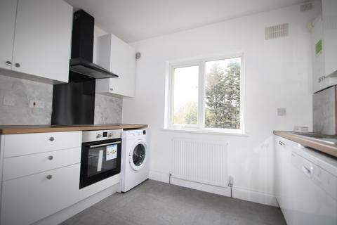 2 bedroom flat to rent - Renters Avenue, Hendon, London, NW4