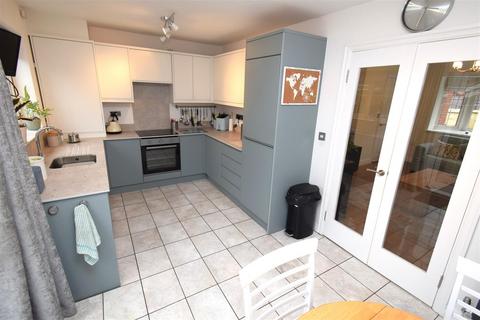 3 Albany Fold, Westhoughton, Bolton, BL5 3GN
