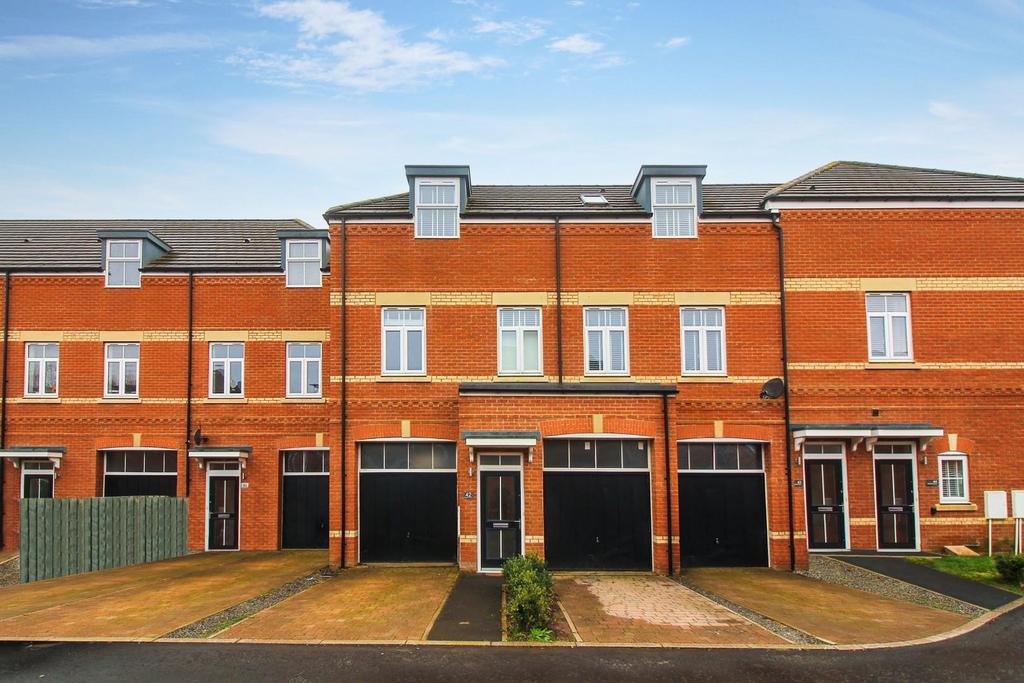 George Fitzroy Court, St. Mary Park... 3 bed townhouse - £100,000